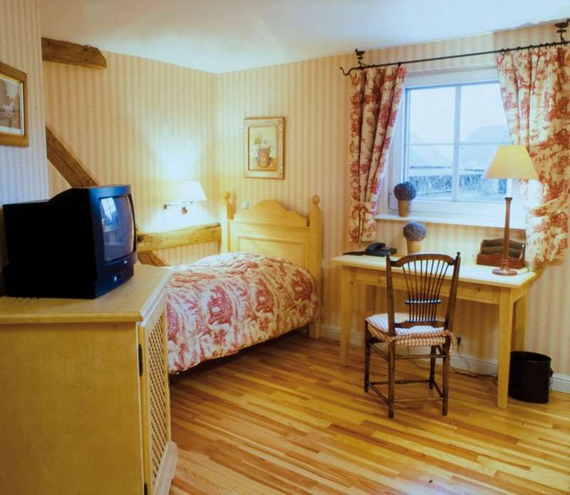 Der Linslerhof - Hotel, Restaurant, Events & Natur Überherrn Oda fotoğraf